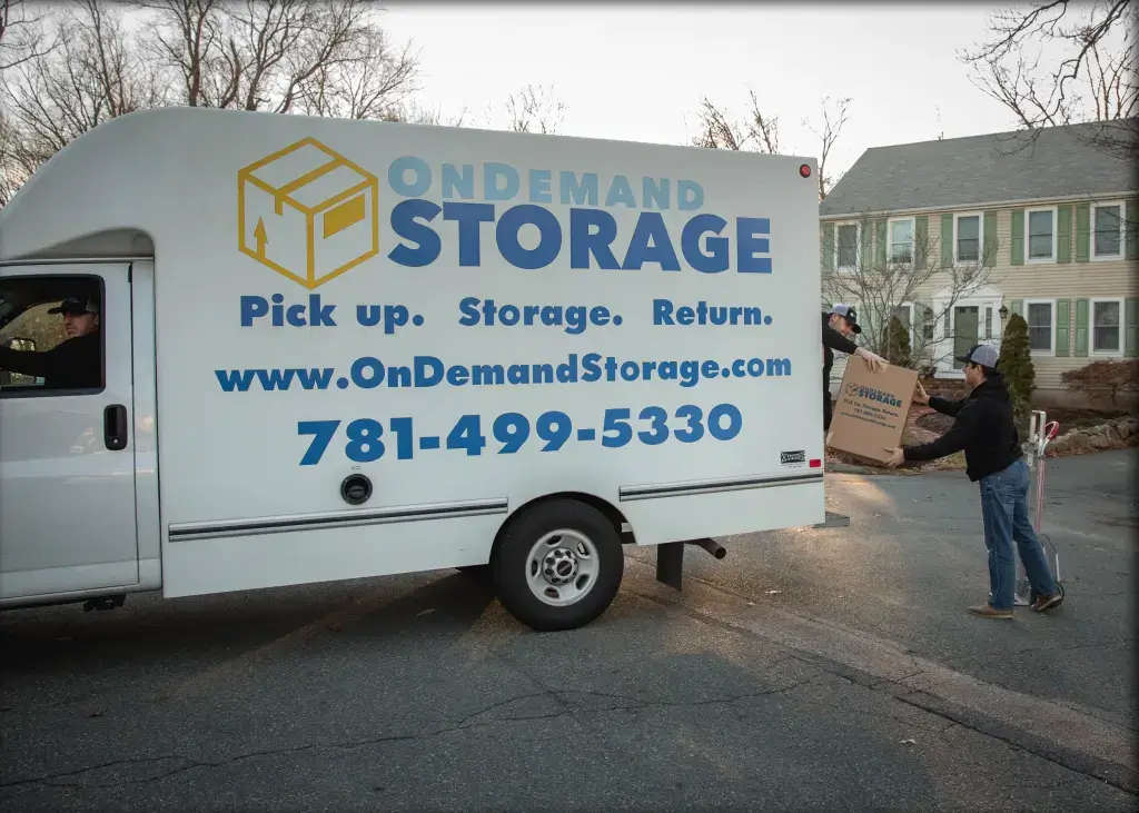 moving truck of best company for moving and storage